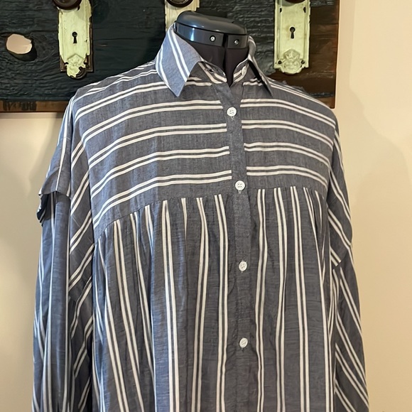 Harshman Randall Grey White Twin Striped Oversized Button Down Blouse Size Small - Picture 13 of 15